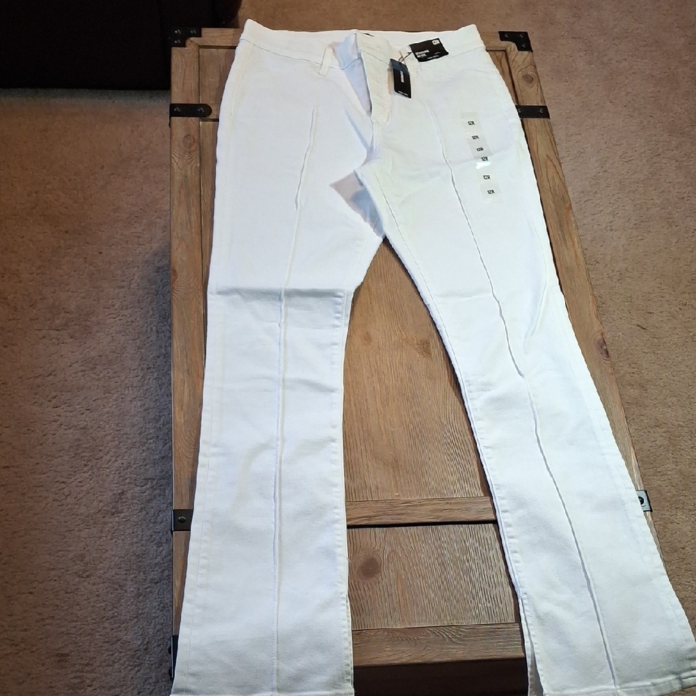 Express White Straight Leg Jeans